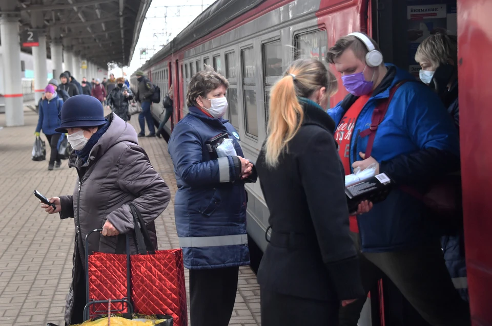 У ряда экспрессов и электропоездов изменится время отправления и прибытия.