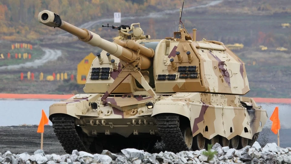 Минобороны РФ показало видео боевой работы самоходных гаубиц «Мста-С» на Украине Фото: скриншот видео