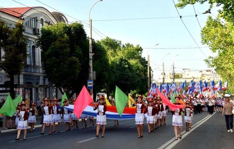 Когда день города в симферополе. Площадь Ленина Симферополь 2022. День города Симферополь 2022. День города Севастополь 2022. Крым день города.