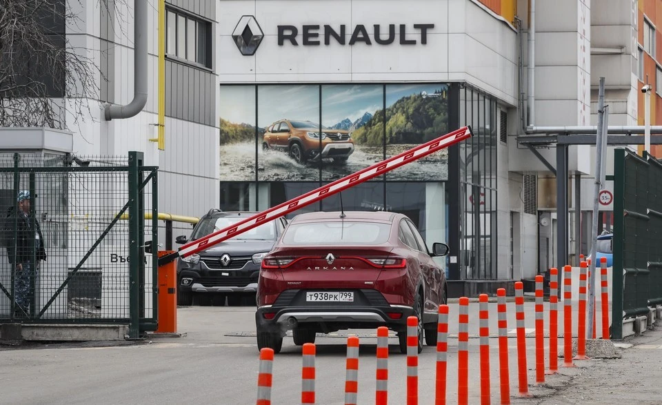 Завод Renault в Москве переименован в "Москвич", фото: EPA/YURI KOCHETKOV/ТАСС