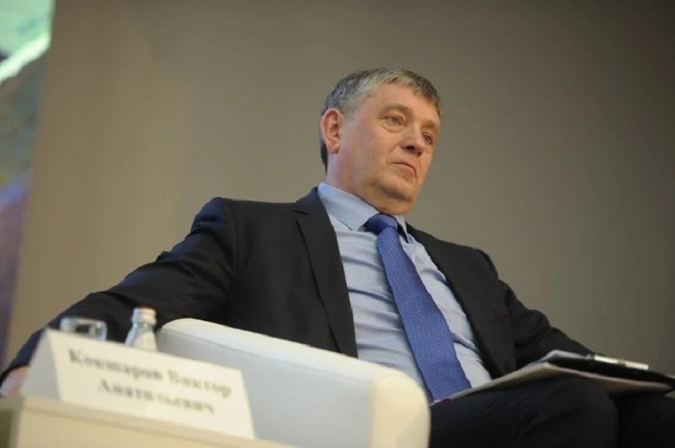 Виктору Кокшарову будет запрещен въезд на территорию соседнего государства.