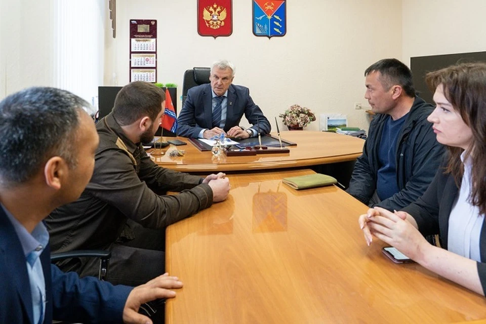Сергей Носов собрал совещание, на котором обсудили недавние происшествия с иностранцами Фото: Telegram-канал @nosovlive_ru