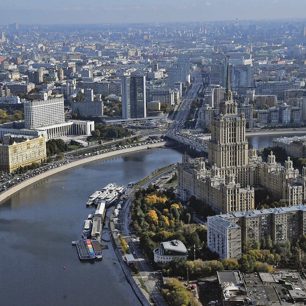 Самые захватывающие виды на Москву. И абсолютно бесплатно! Как мы попали на  секретную смотровую площадку - KP.RU