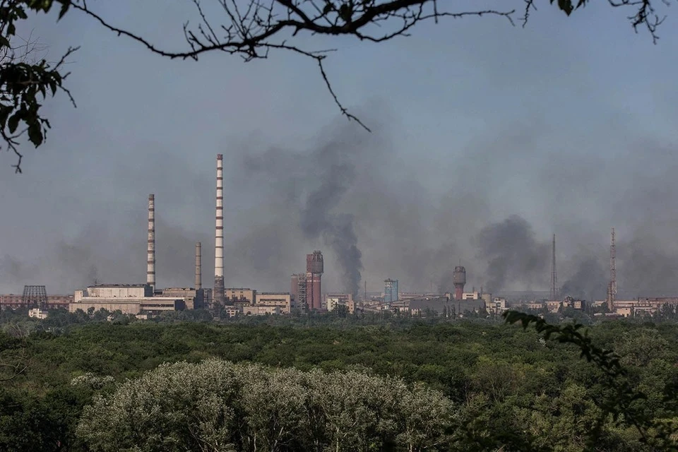 В ЛНР заявили, что вывод мирного населения с завода «Азот» в Северодонецке полностью сорван