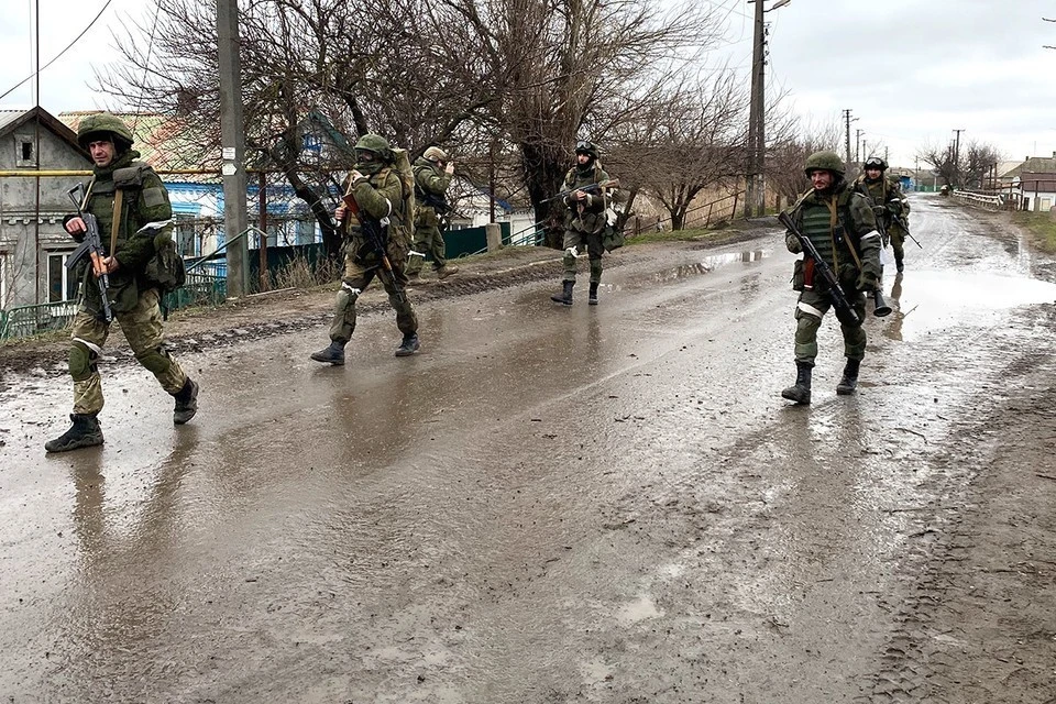 В ЛНР заявили, что украинские военные используют цистерны с ядохимикатами для прикрытия на заводе "Азот"