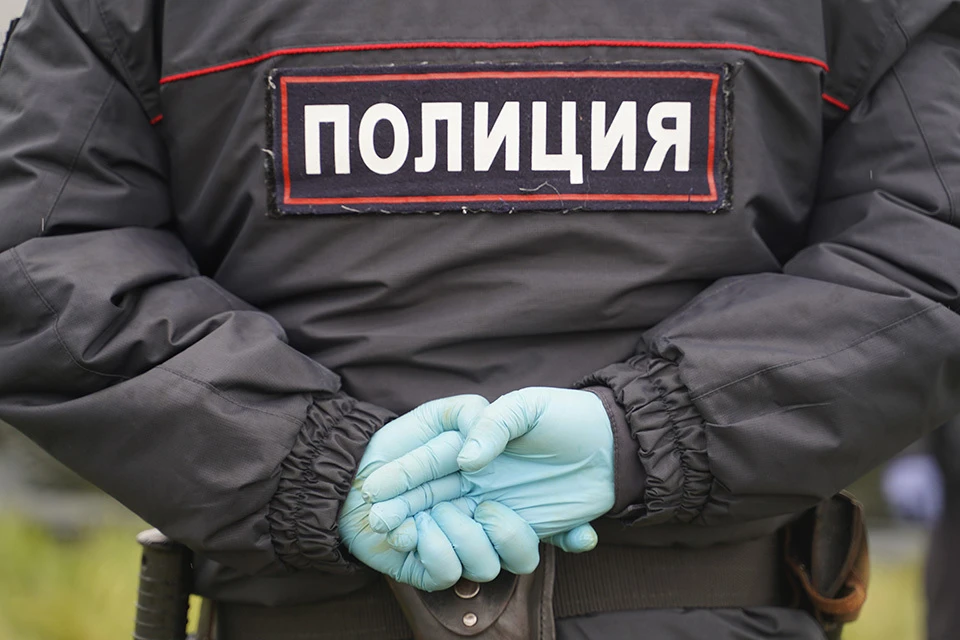 Информацию о его местонахождении можно сообщить полиции.