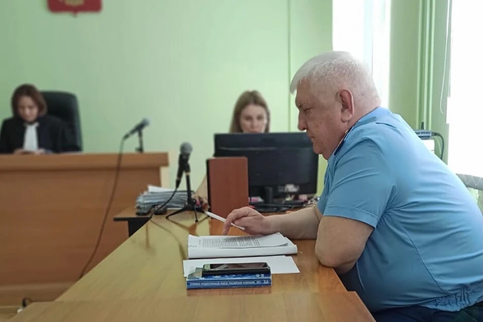 Государственным обвинителем на процессе выступил прокурор области Александр Войтович.