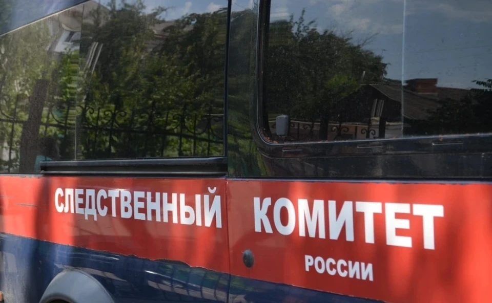 Сотрудники полиции и следователи СК проводят необходимый комплекс оперативно-розыскных мероприятий и следственных действий. Фото из телеграм-канала СУ СК РФ по Воронежской области.
