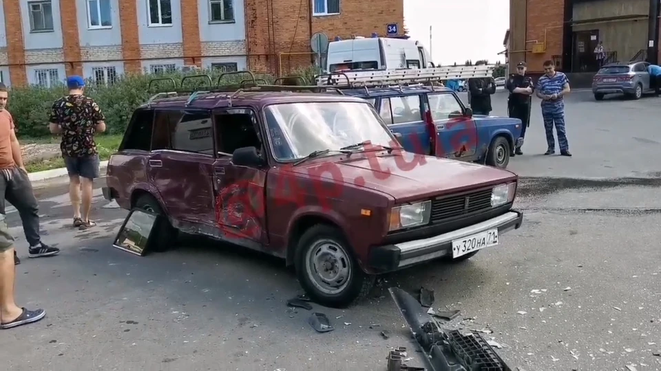 Под Тулой столкнулись два ВАЗа: пострадал 47-летний мужчина