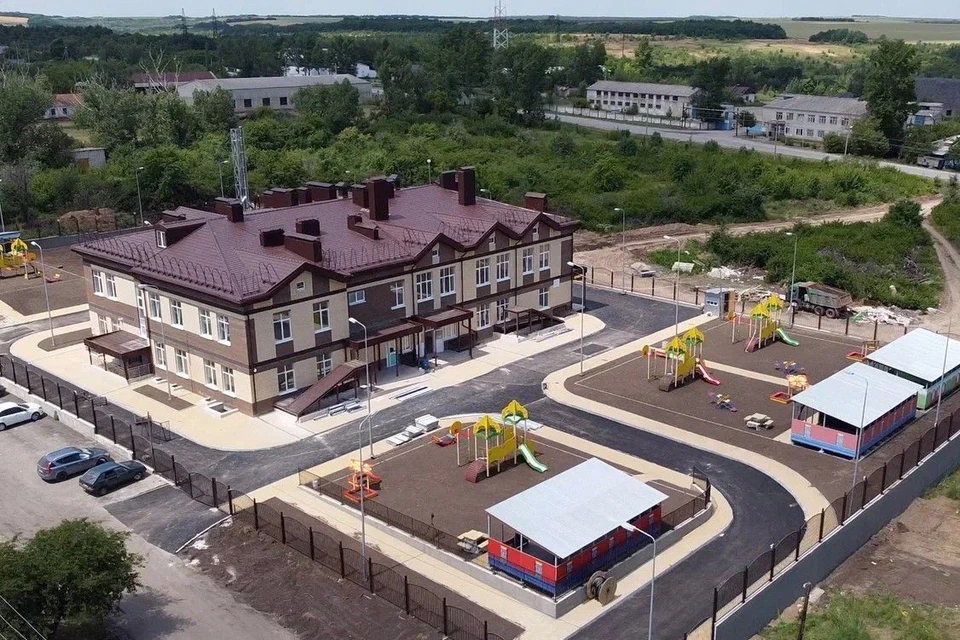 В донском селе подходит к концу возведение детского сада.