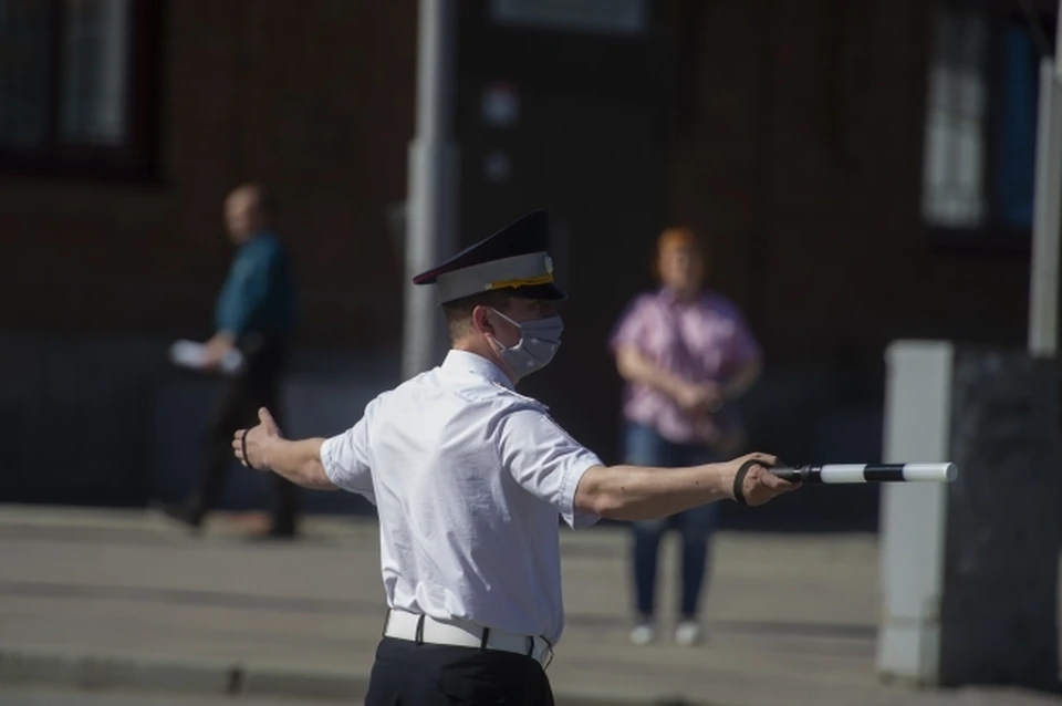 В Анапе отмечают день сотрудников ГИБДД.