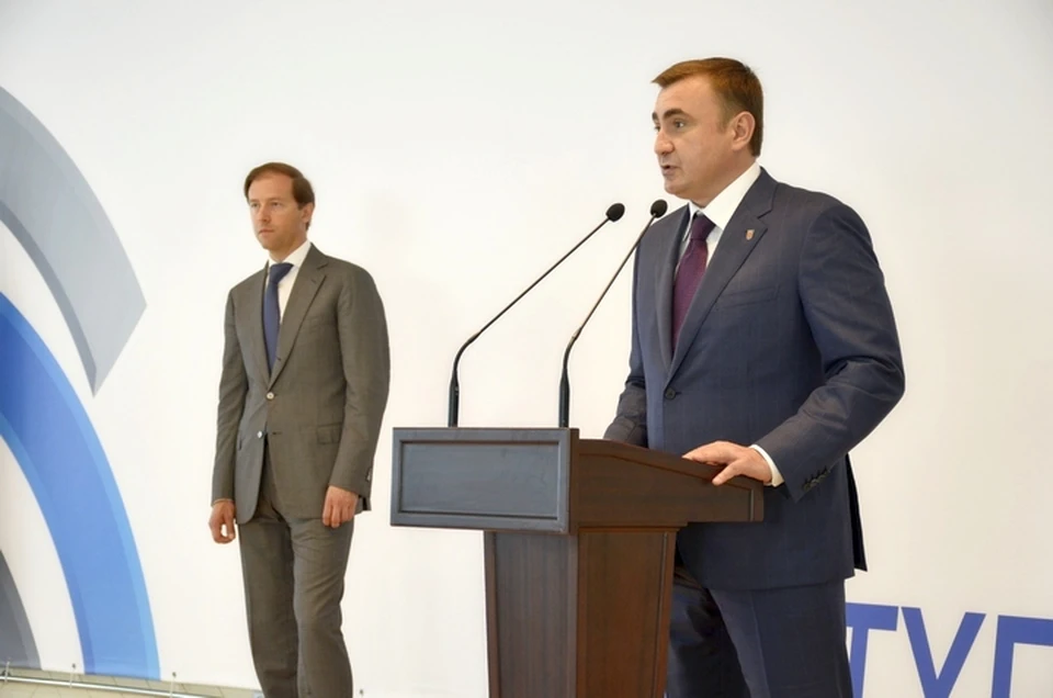 Губернатор Тульской области поздравил выпускников региона с окончанием школы