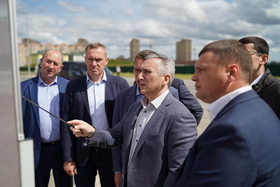 Губернатор Александр Моор: строительство дорог в Тюменской области идет по плану