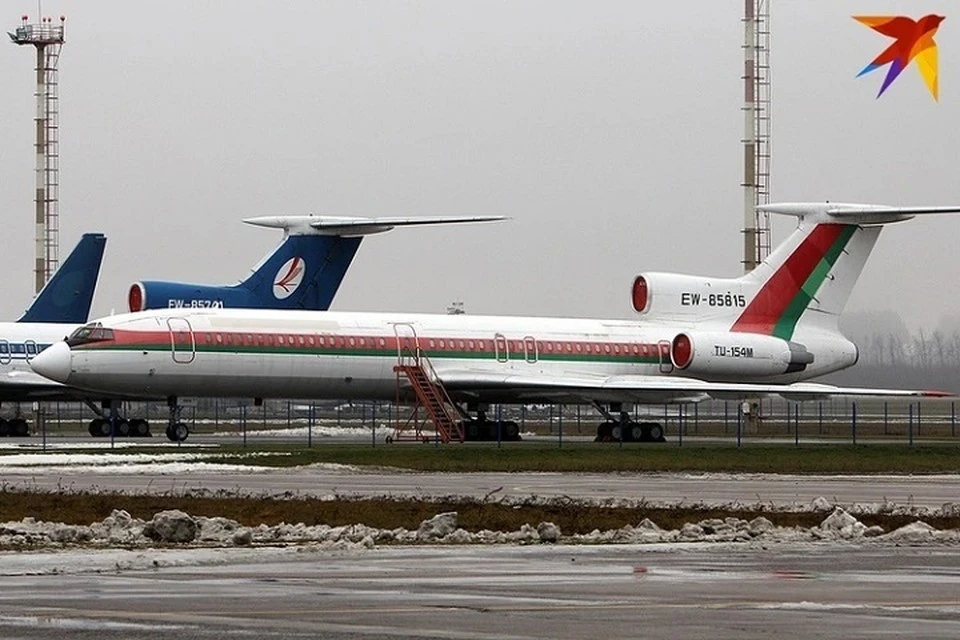 Первый самолет Лукашенко долгое время стоял на дальней стоянке минского аэропорта. Фото: архив "КП"