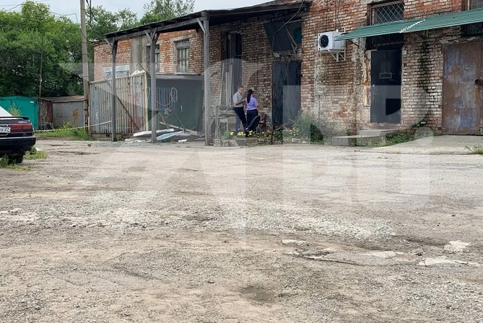 Следком начал проверку обстоятельств смерти мужчины от взрыва гранаты в Хабаровске