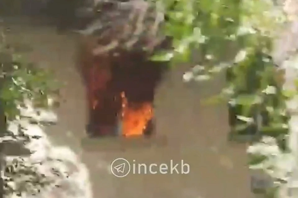 Пожарные локализовали огонь в 11:35 Фото: скриншот с видео
