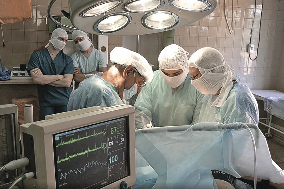Операция прошла успешно, а луганские медики узнали для себя много нового.