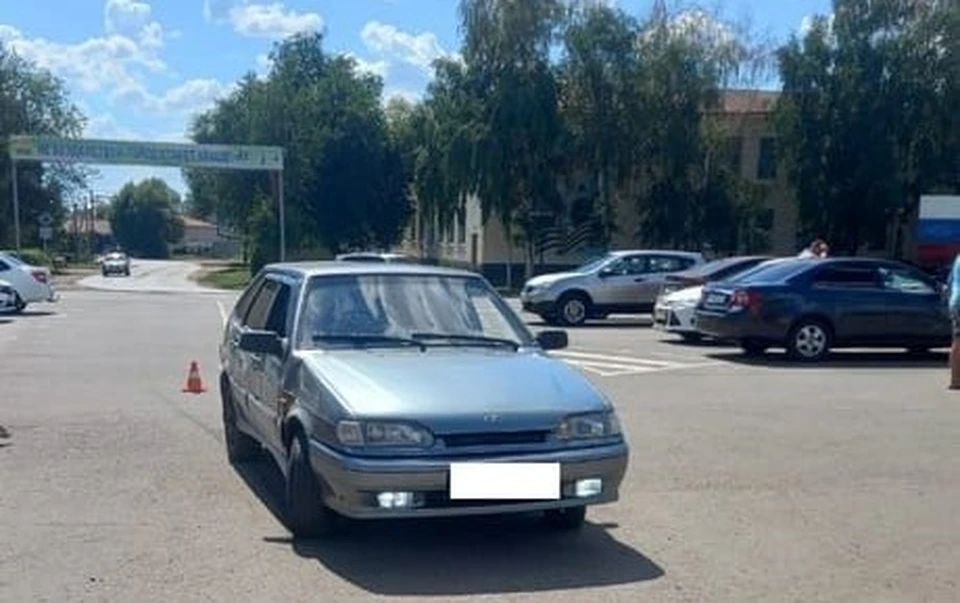 32-летний водитель автомобиля «ВАЗ-21140» наехал на семилетнего мальчика, который переходил проезжую часть