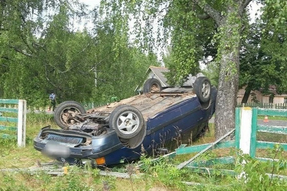 Водитель не справился с управлением автомобиля. Фото: УГАИ УВД Витебского облисполкома