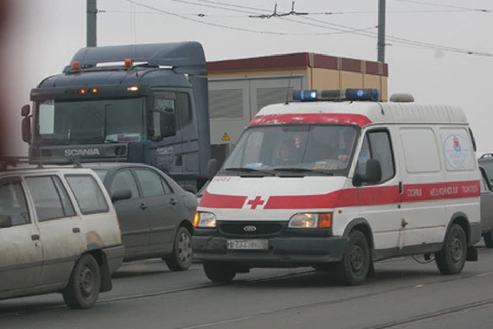 Девушка в больнице.