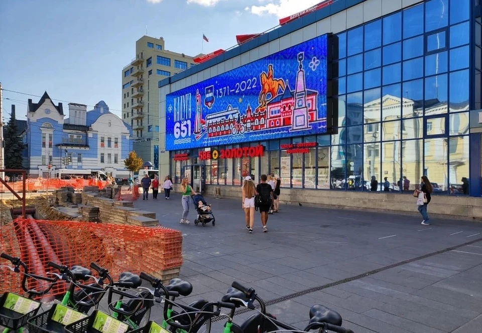 В этом году акценты сделаны на триколор нашего российского флага