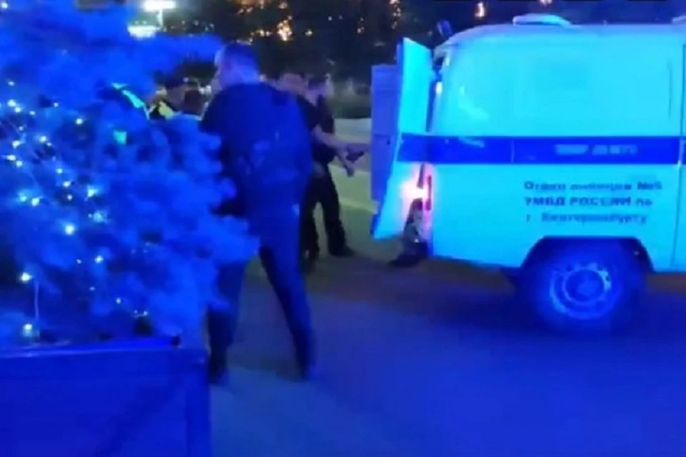 Водитель в алкогольном опьянении пытался скрыться от сотрудников ГИБДД. Фото: паблик Вконтакте «Инцидент. Екатеринбург»