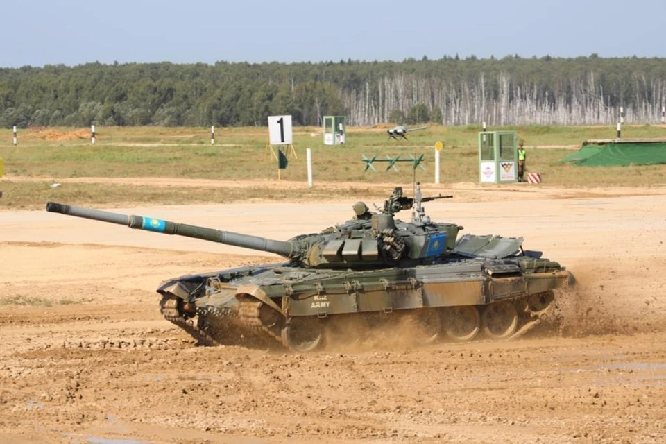 Танковый биатлон - один из видов в программе Армейских игр.