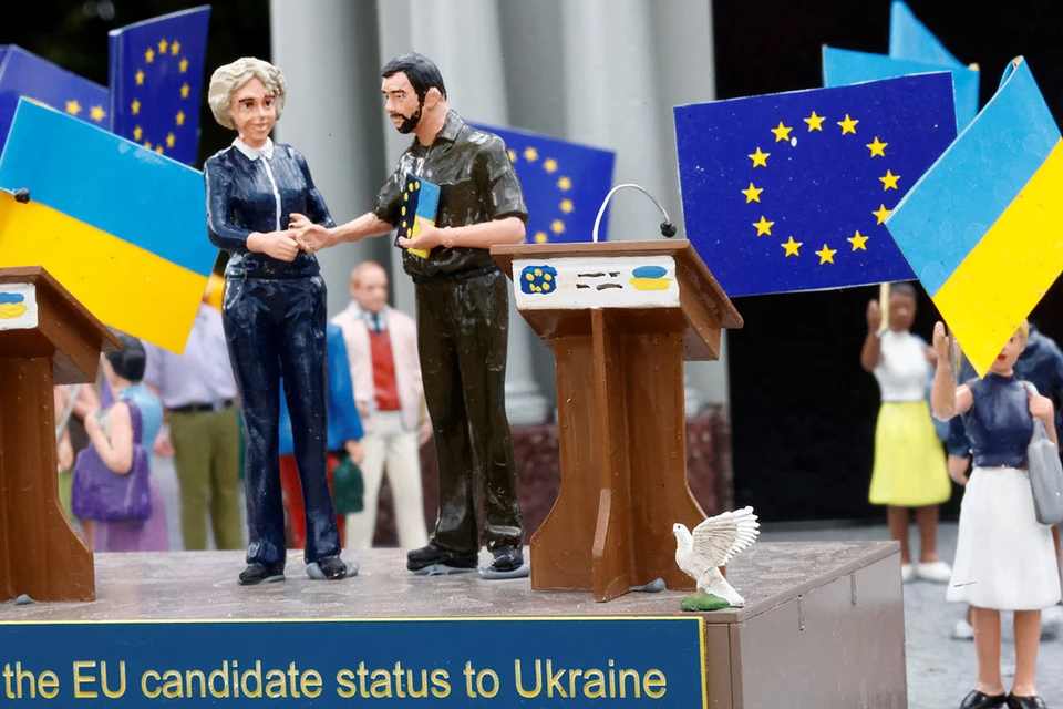 Дружески-союзнические отношения нынешней Украины с Евросоюзом длятся всего несколько лет, а на ЕС уже стали сказываться.
