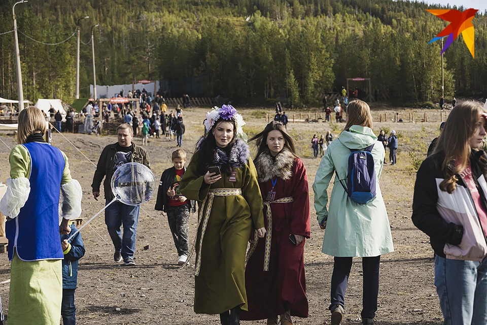 В этом году хедлайнерами стали «Нейромонах Феофан» и группа «Эпидемия».