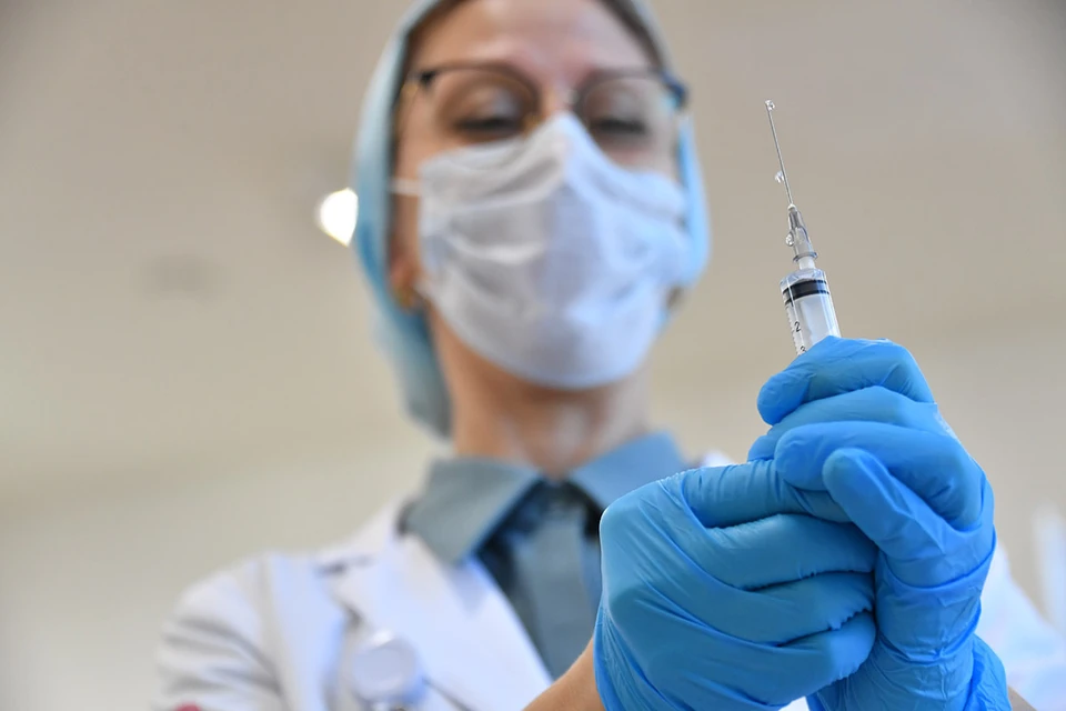 Наиболее эффективный и безопасный метод профилактики ковида - вакцинация