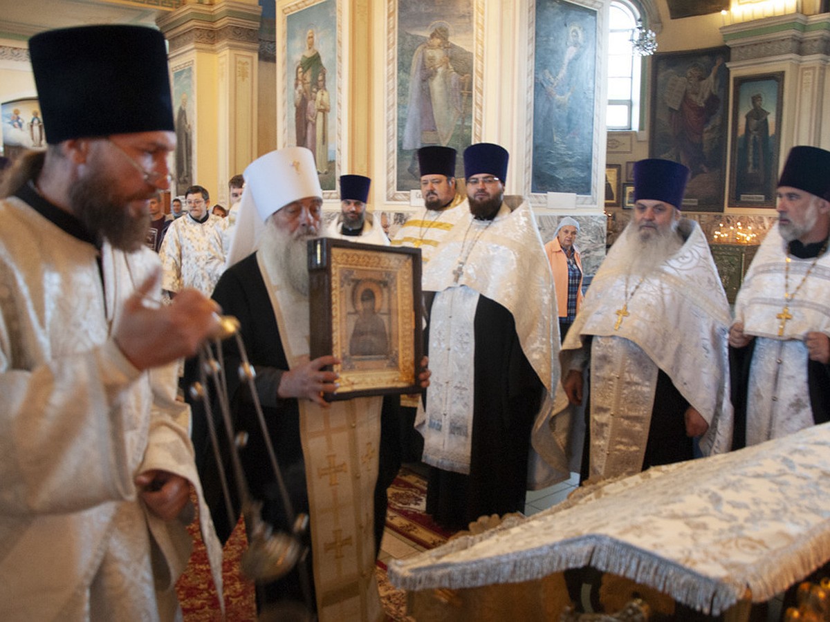 На Алтай привезли чудотворную икону, исцеляющую от болезней и бесплодия -  KP.RU