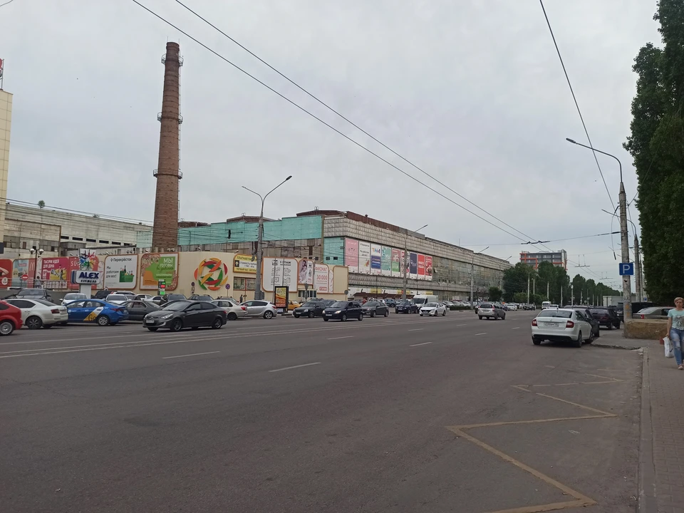 Из-за ограничений водителям стоит заранее обдумывать пути объезда.