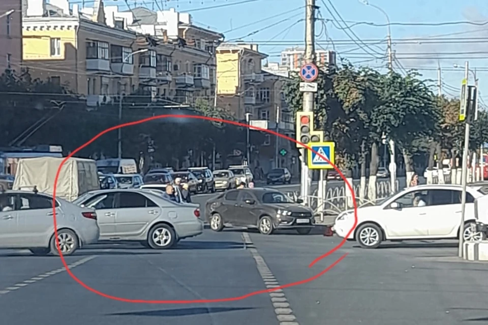На Первомайском проспекте в Рязани утром 1 сентября произошло жесткое ДТП.
