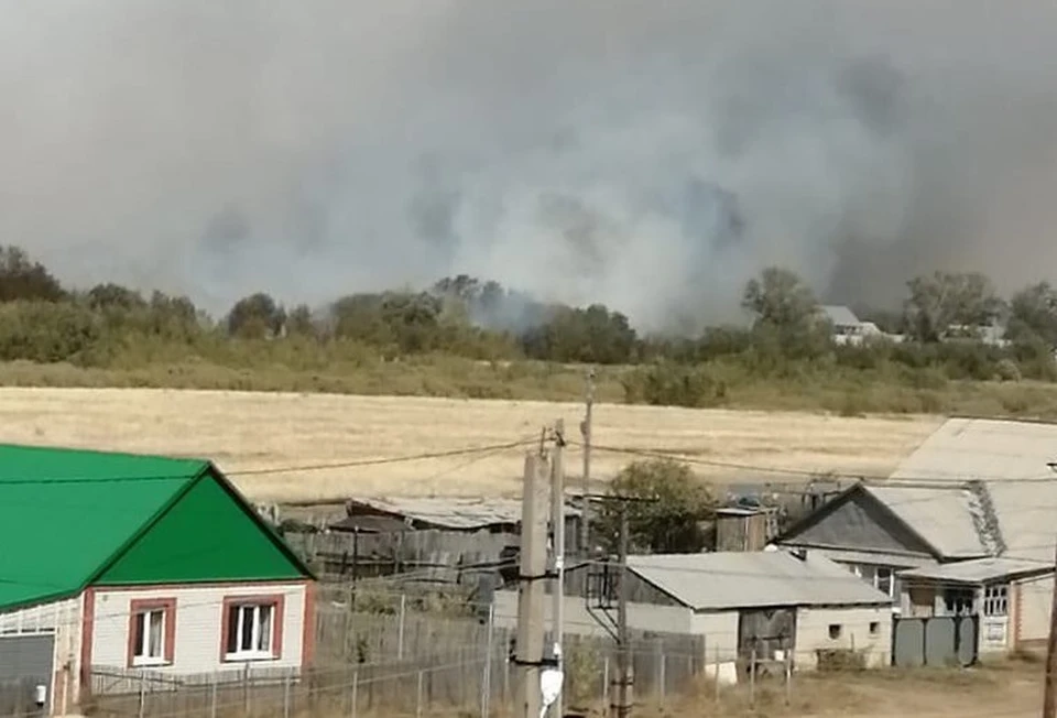 В Адамовке сгорело два жилых дома