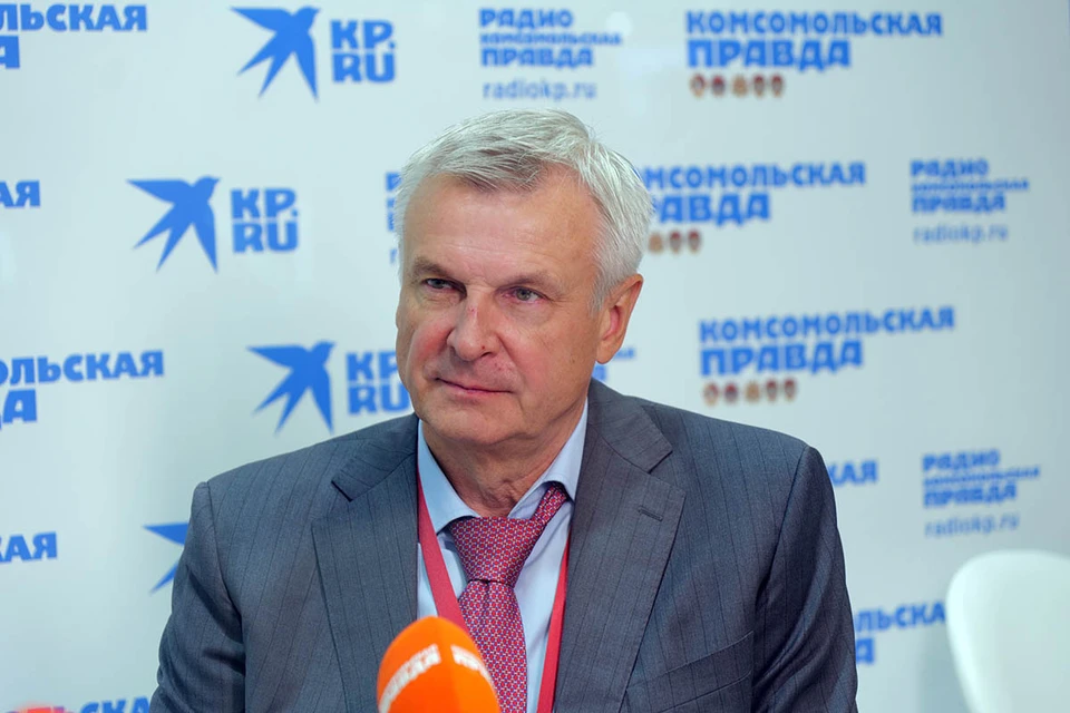 По мнению мэра, подтверждением процветания золотодобычи является крепкий рубль