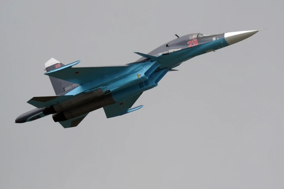 Истребитель-бомбардировщик СУ-34. Фото: Архив КП