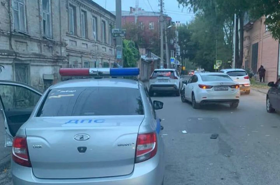 Патрульная машина получила механические повреждения в результате аварии. Фото: пресс-служба областной ГИБДД