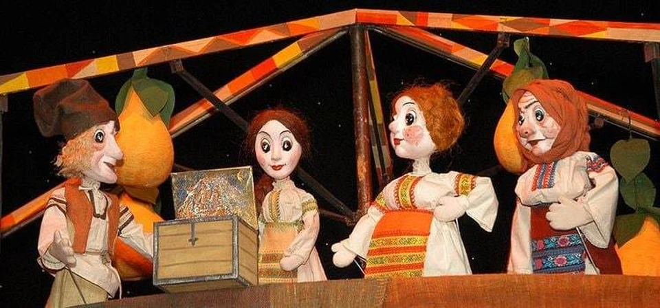 Теперь и в парке в центре Кишинева можно увидеть кукольный спектакль. Фото: соцсети