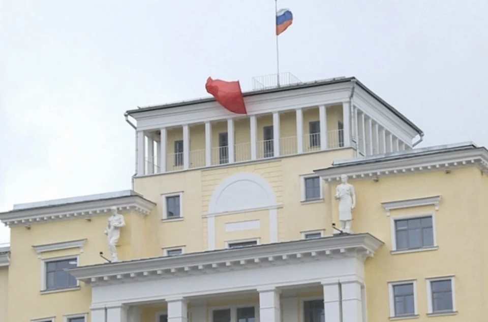 Реконструкция водружения Знамени Победы состоится в Смоленске. Фото: пресс-служба администрации города.