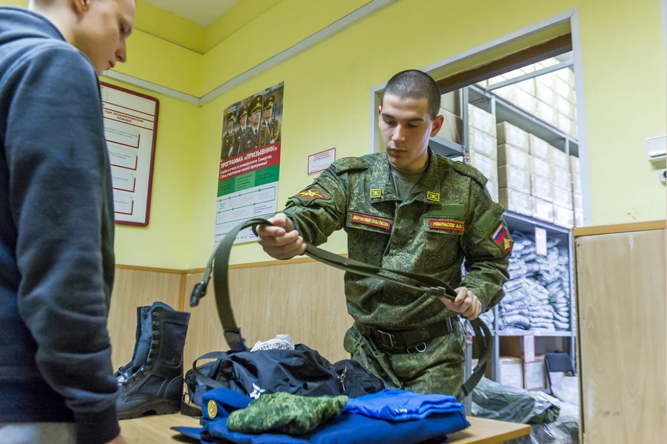 Военком Петербурга ответил на главные вопросы о частичной мобилизации.