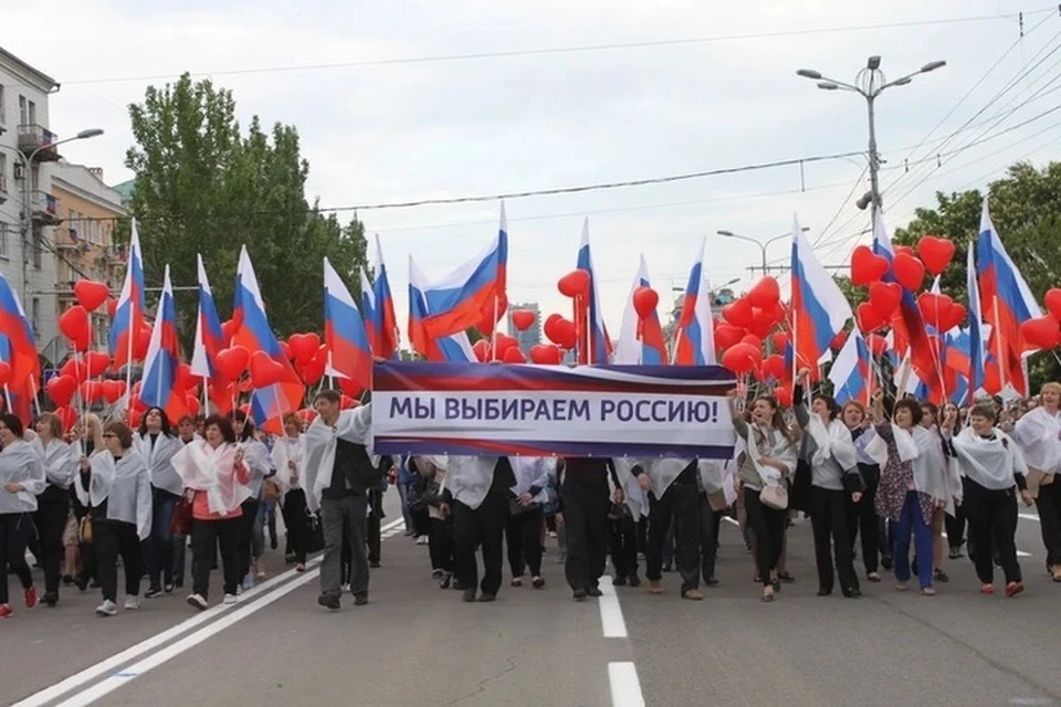 На референдумах абсолютное большинство жителей Донбасса поддержали решение о вхождении в состав России
