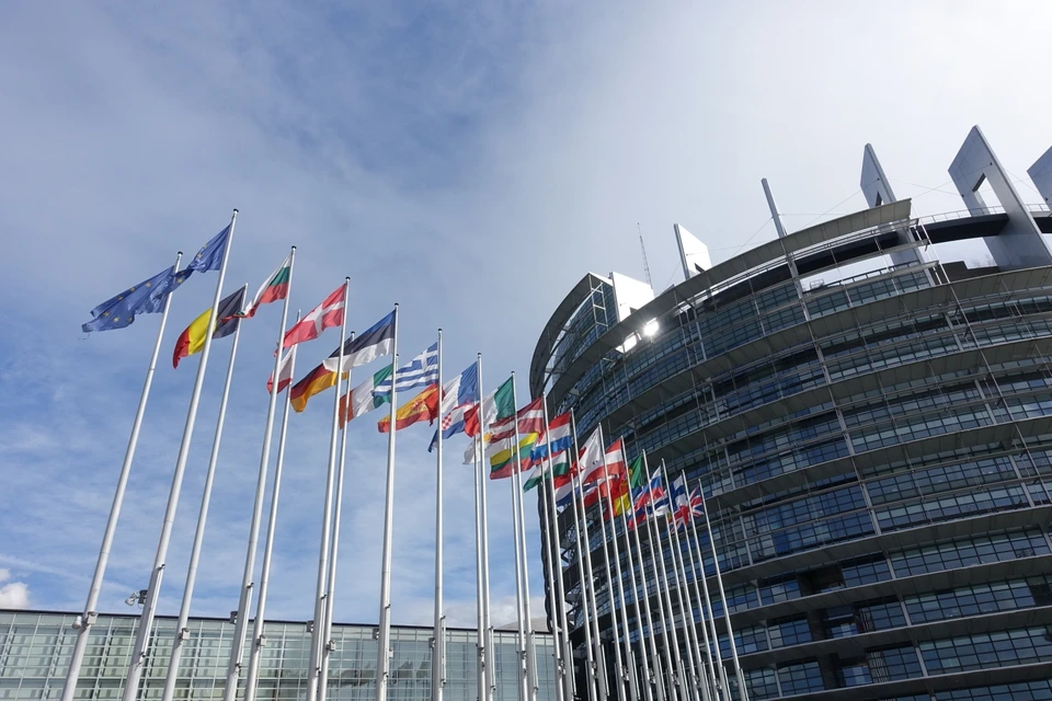 Европарламент настаивает на том, что во всех бедах Европы виновата только Россия