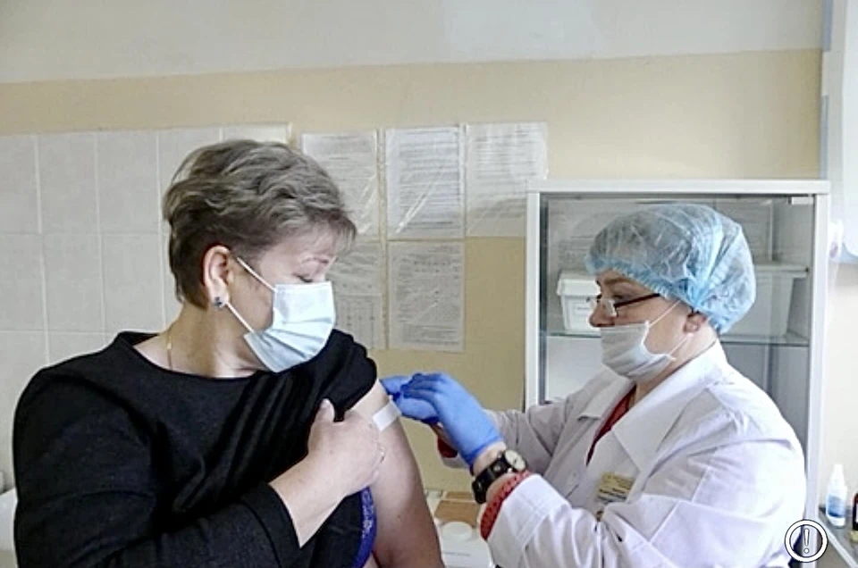 Вакцинация продолжается.