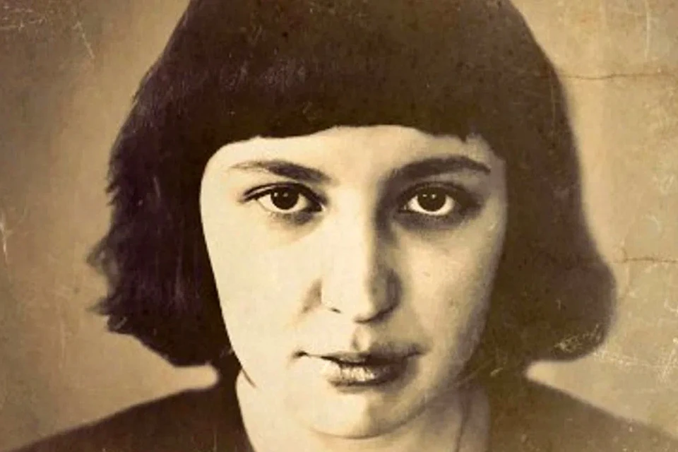 In various banned programs, it has become fashionable to condemn Tsvetaeva as her own neighbor