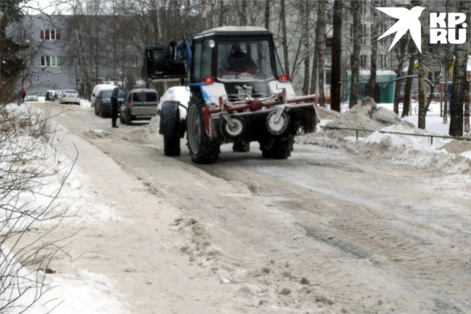 Убирать снег с улиц города планируется до конца марта.