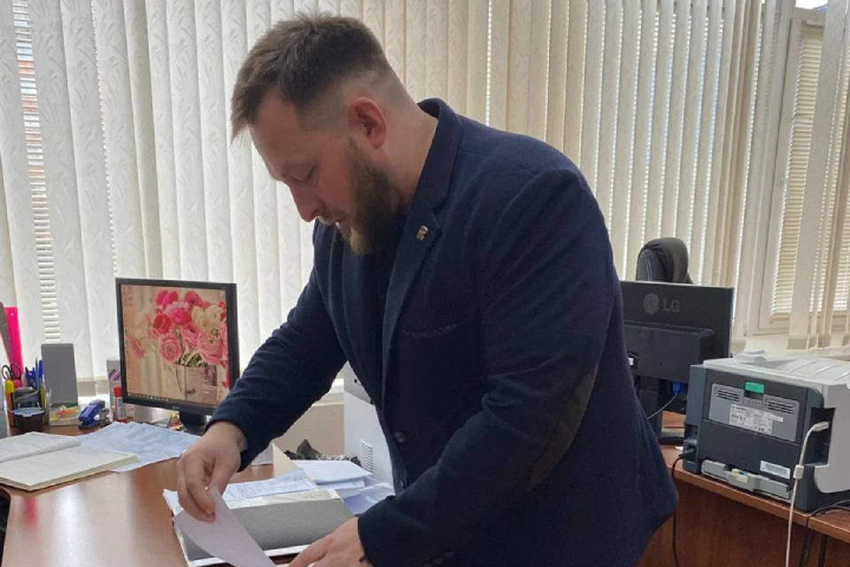 Сегодня Вячеслав Симаков подал документы на участие в конкурсе. Фото: t.me/simakov_kirov