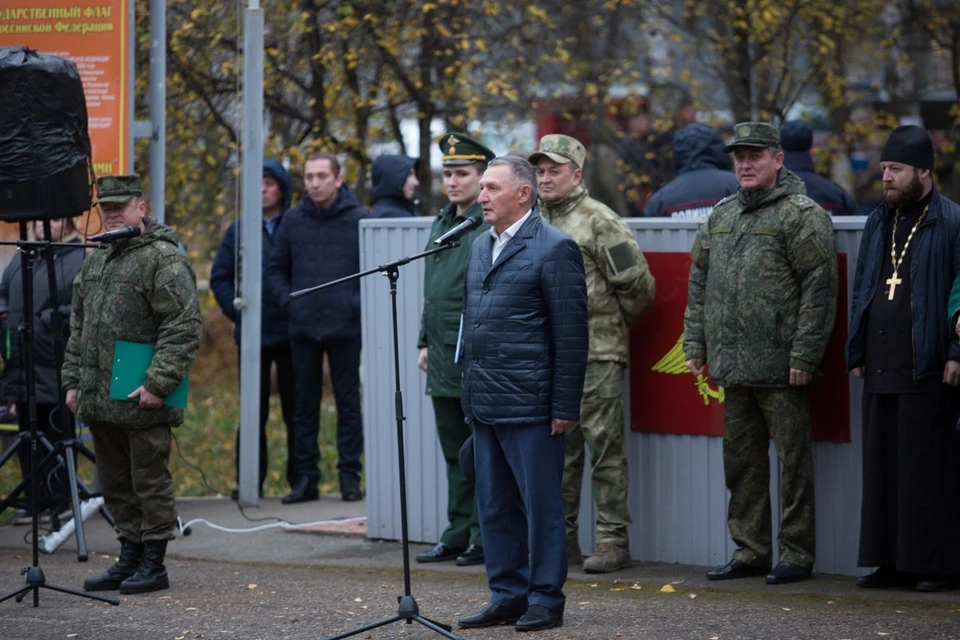 Напутственную речь зачитал Владимир Невоструев Фото: сайт госсовета Удмуртии