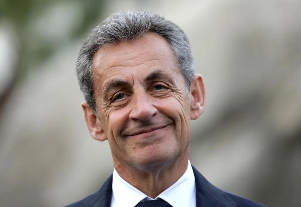 Саркози заявил, что Еврокомиссия выходит за пределы своей компетенции в вопросе украинского конфликта