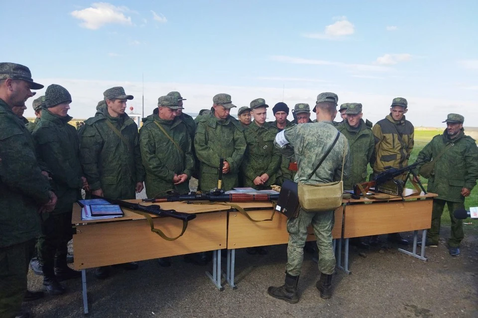 Мобилизованные проходят курс усиленной подготовки.