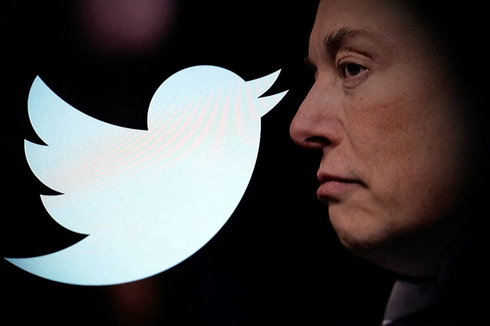Илон Маск купил компанию и одноименную социальную сеть Twitter